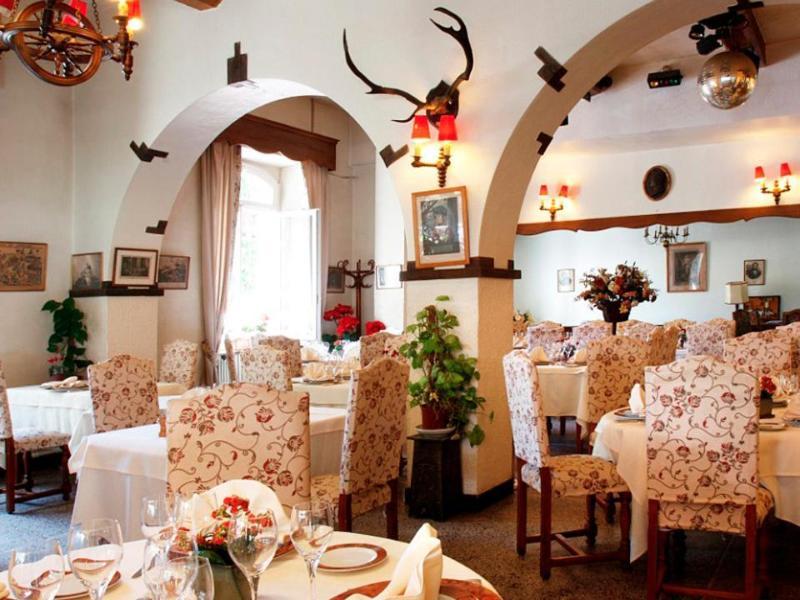 Logis Le Relais Imperial Hotel Saint-Vallier-de-Thiey Eksteriør billede